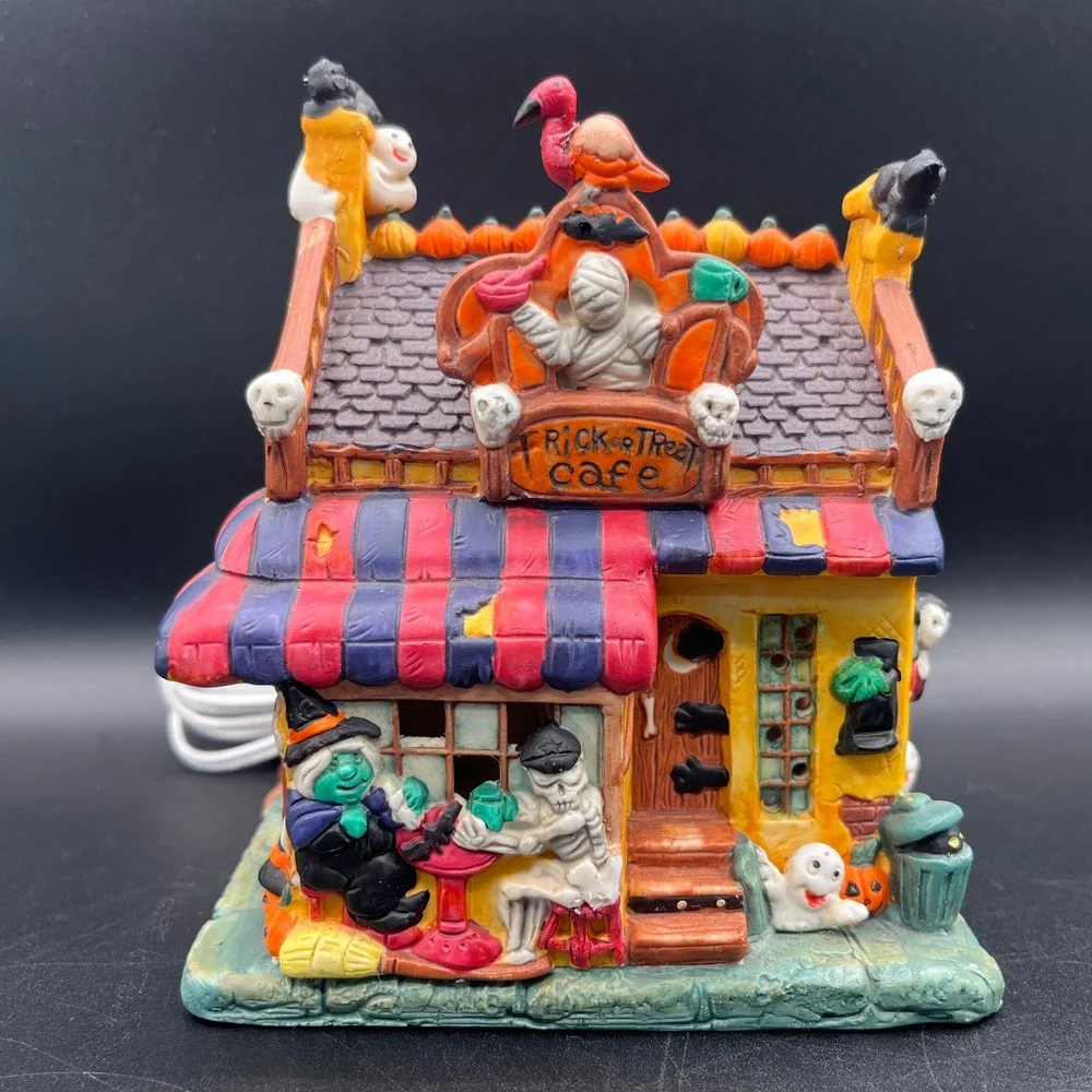 Trick or Treat Cafe Halloween Village Light Up Ceramic Haunted House New Cord